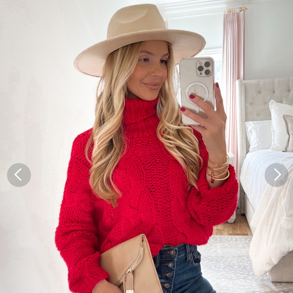 VICI Beige Rocky Mountain Hat NWT